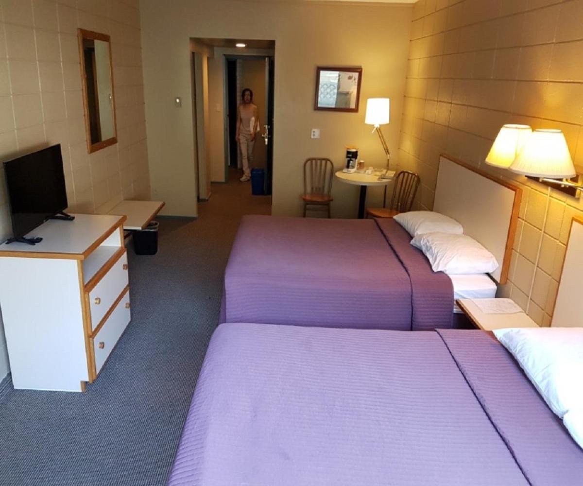 פורט הארדי Airport Inn מראה חיצוני תמונה